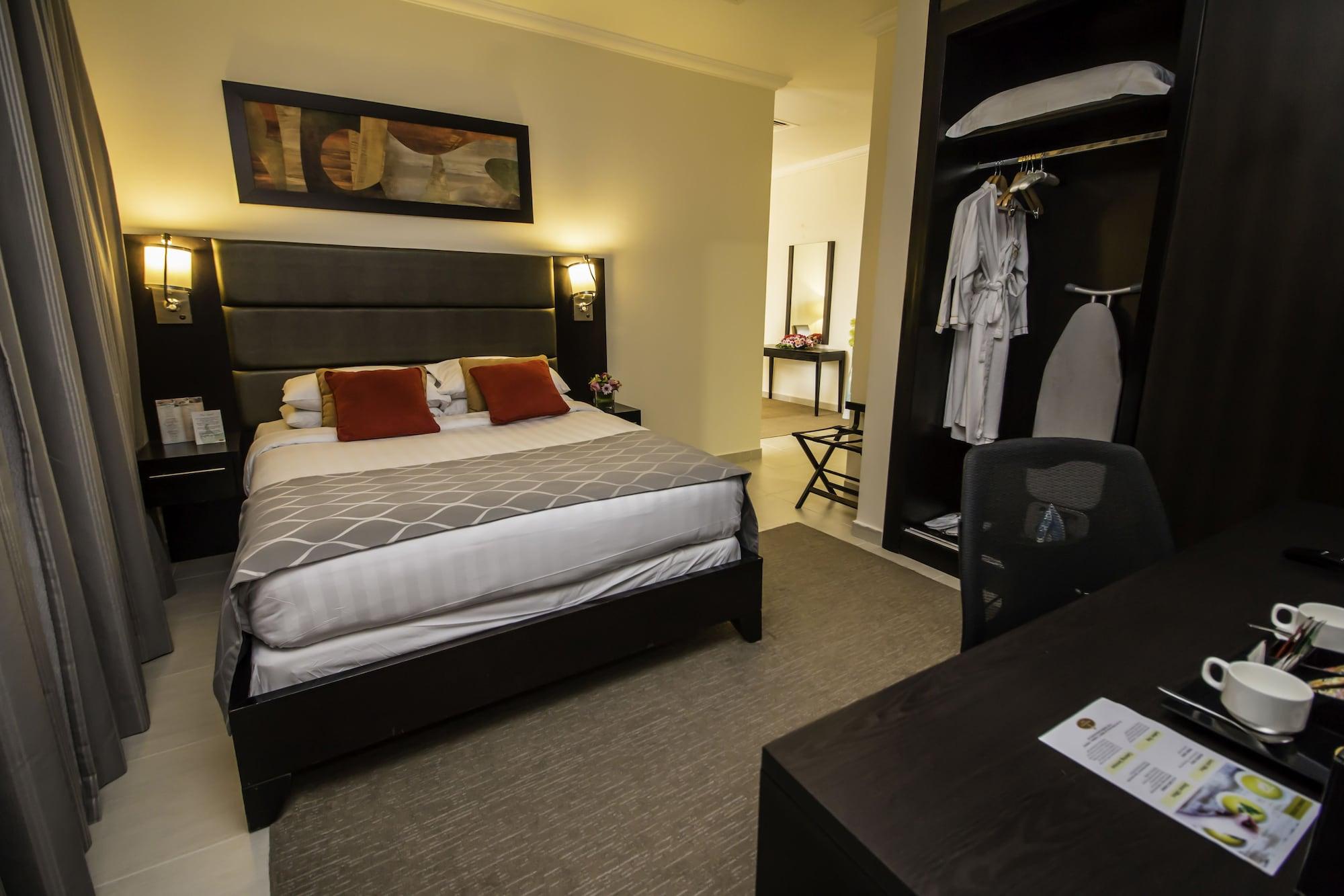 The Royal Riviera Hotel Doha Kültér fotó
