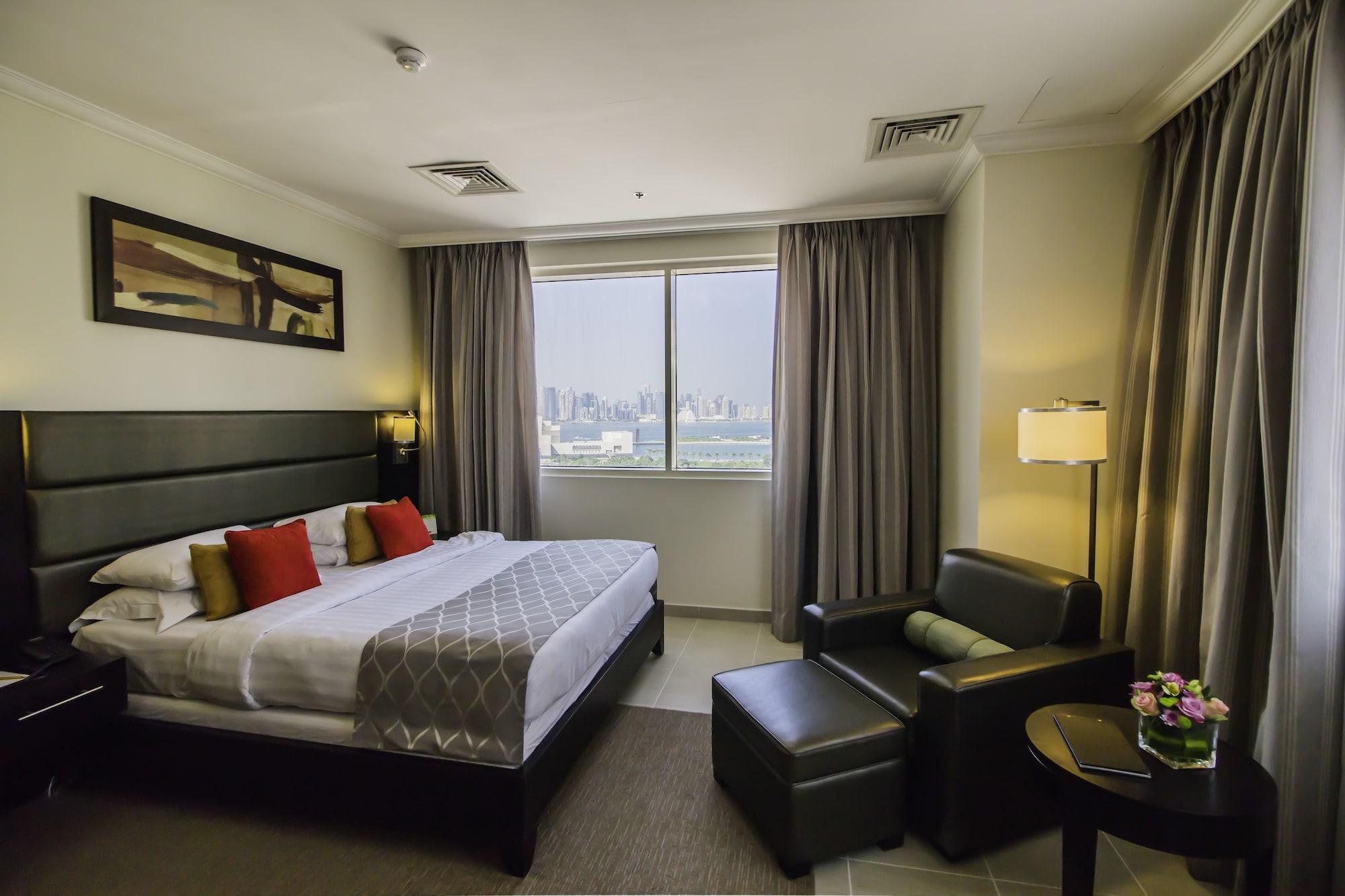 The Royal Riviera Hotel Doha Kültér fotó