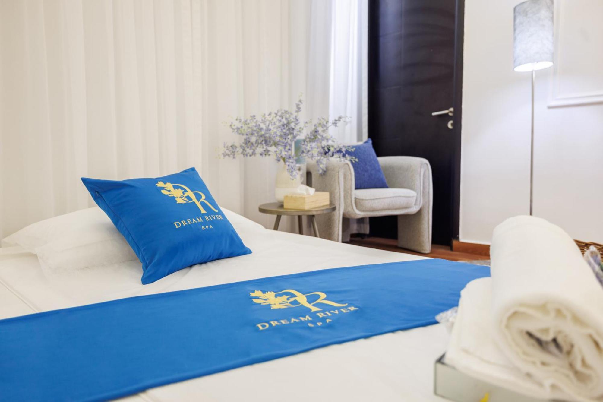The Royal Riviera Hotel Doha Kültér fotó