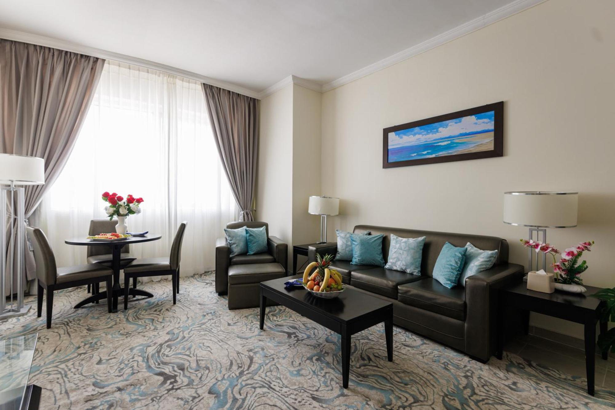 The Royal Riviera Hotel Doha Kültér fotó