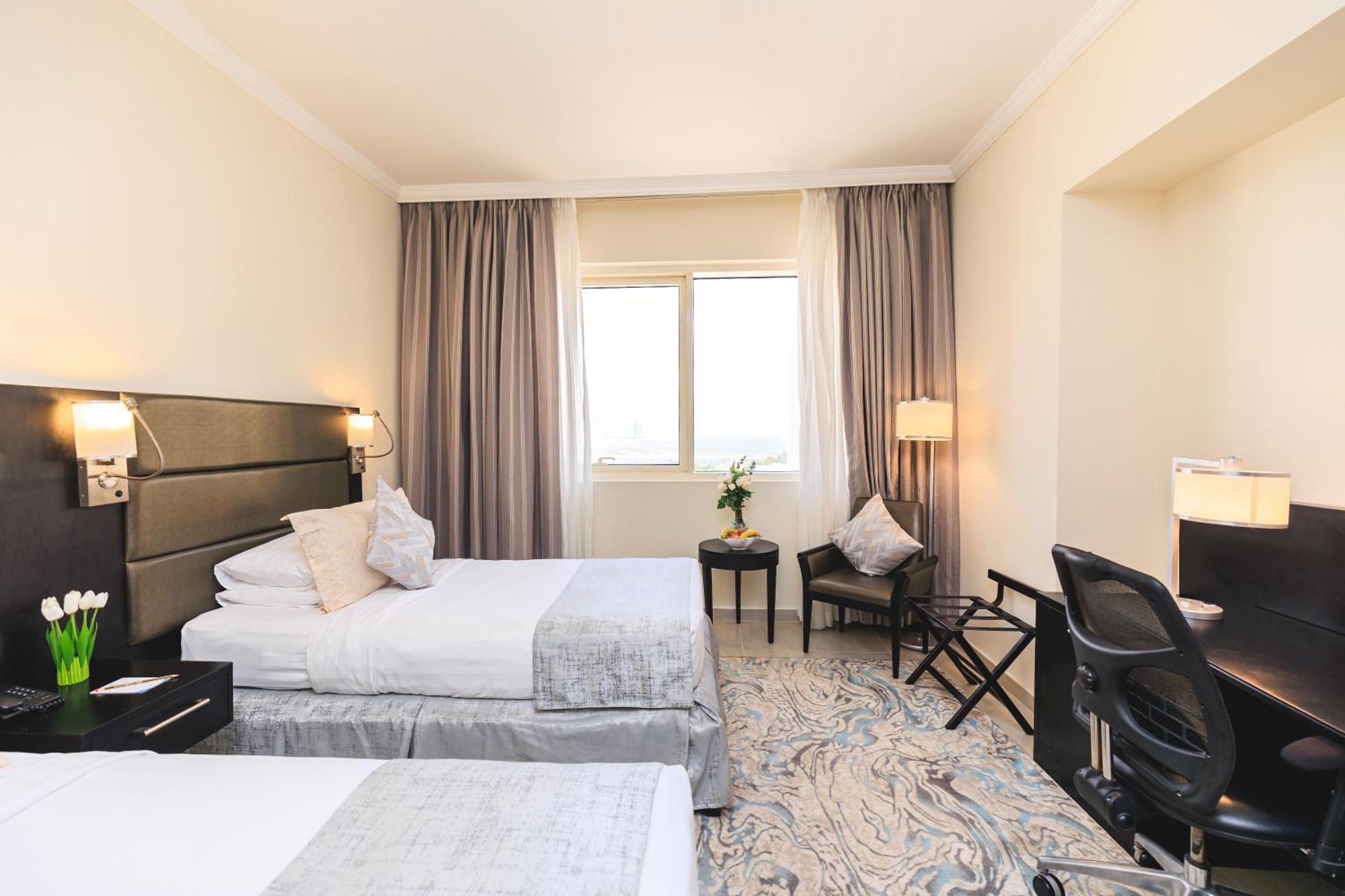 The Royal Riviera Hotel Doha Kültér fotó